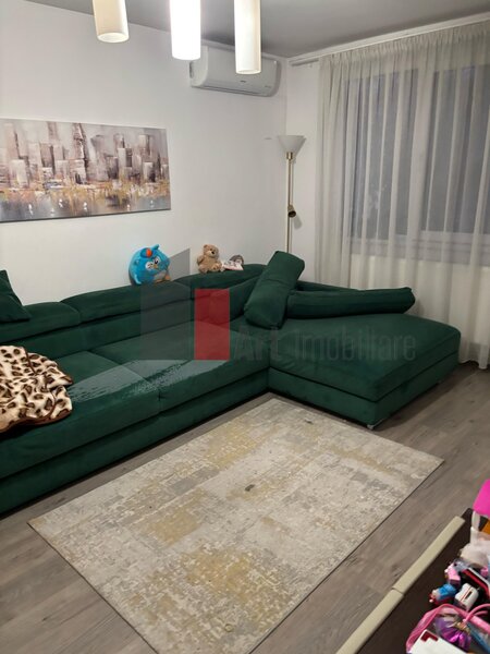 Brancoveanu - Huedin Vanzare apartament 4 camere decomandat cu centrala